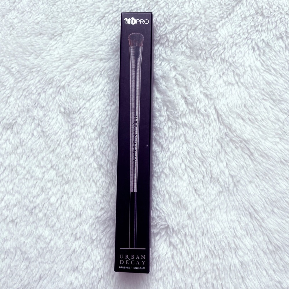 Urban Decay Moondust E-210